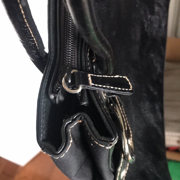 Franco Sarto classic black glossy leather purse - Picture 6 of 9